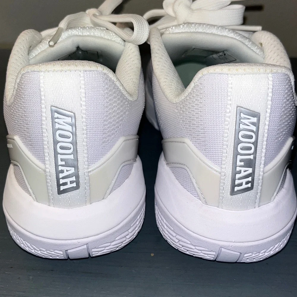 Moolah Kicks Neovolt Low Women's Basketball Shoes White Pro V2 Size Woman's 6